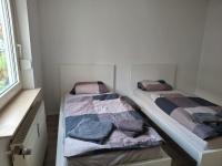 WU01 - 75m2 - Single Beds - Comfortable Apartment - Wuppertal - B&B Wuppertal