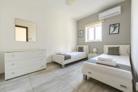 F4 Room 3, Private Room two single beds shared bathroom - Ferienwohnung Imsida