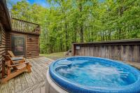 Seventh Heaven - Hot Tub, Pet Friendly, Grill, Wifi, Deck, Covered Porch, Family Friendly, Kid's Loft, King Bed - B&B Great Cacapon