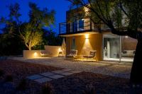 Luxury Private Pool Villa by Quinta da Alfarrobeira - B&B Faro