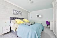 The Wishing Well by Almera - B&B Bristol