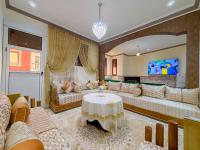 Downtown Larache Hub - AC & Free Wi-Fi - Bed and Breakfast Larache