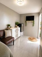 Urban Container Stay - Ferienwohnung Willemstad