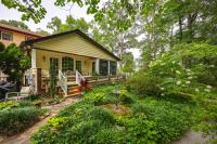 Pool Access! Cozy Couple's Getaway in Kilmarnock - B&B Kilmarnock