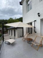 Ninika Utsera - Bed and Breakfast Oni