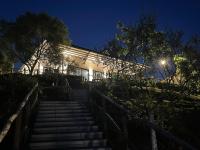 Bujtina Topi -Wooden villa among olive grooves - Bed and Breakfast Draç