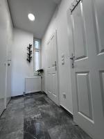Schönbrunn Apartment Top 17 - Bed and Breakfast Wenen