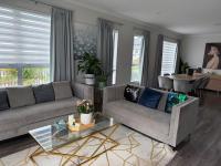 Private 5-6 Bedroom House in Flatbush - Chambres d'hôtes Auckland