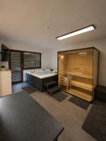 Ferienwohnung mit Pool und Sauna - Medebach - B&B Medebach