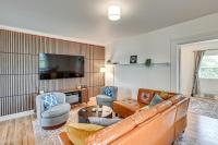 1 Mi to Notre Dame: 4BR, Private Yard & Pets - B&B South Bend