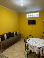 Casa Rio Doce - Acomodação perfeita para 6 pessoas - 10 minutos a pé do centro - Churrasqueira - Chambres d'hôtes Paraty