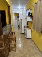 Casa Rio Doce - Acomodação perfeita para 6 pessoas - 10 minutos a pé do centro - Churrasqueira - Chambres d'hôtes Paraty