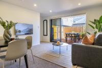 City Fringe 2BR 2BA Townhouse - Parking and EV - Bed and Breakfast Christchurch