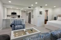 Sanibel Island Studio: Pool Access, Walk to Beach - Chambres d'hôtes Sanibel