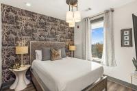 Muse-ic City Luxury - Entire Apt 5 min to Broadway - Bed and Breakfast Nashville