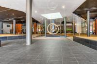 1BR Apartment with Balcony, Gym & City Views - Hosted by Canstay - Chambres d'hôtes Canberra