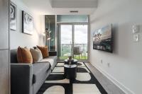 Luxury Yorkville 1BR Suite with Private Balcony - B&B Toronto