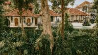 Luxury Oasis - Stunning Villa At The Gateway To Ubud - Bed and Breakfast Ubud
