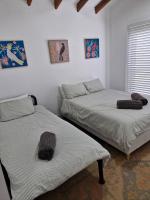 Central South East Units - B&B Armidale