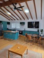 Central South East Units - B&B Armidale