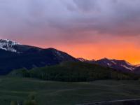 Condo Mt CB Close to town, closer to the mountain! - Ferienwohnung Mount Crested Butte