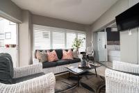Ballito Beachfront Villa, LOAD SHEDDING FRIENDLY - Ferienwohnung Ballito