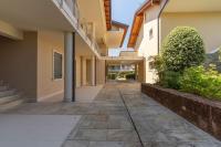 Villetta con 2 Piscine, giardino, parking Sirmione - Ferienwohnung Sirmione