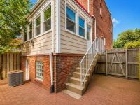 Beautiful 3BR 2BA Colonial House by CozySuites - B&B Alexandria