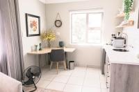 Studio Apartment 1 Skyfall Country Estate - B&B Polokwane