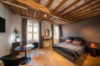 Eufemia Suites Modena - Luxury Rooms in the City Center - Ferienwohnung Modena