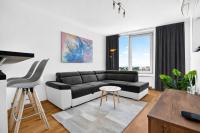 Sky Apartment at Tri Veze - AC & Parking - B&B Bratislava