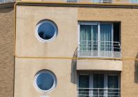 Troon aan Zee Oostende - stijlvolle studio met zwembad op de zeedijk Oostende - Chambres d'hôtes Ostende