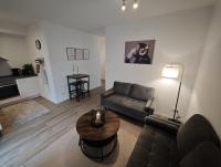 2 Zimmer Neubau Apartment mit Terrasse - Ferienwohnung Uetersen