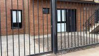 Depto San Cayetano, para 3 personas c 2 camas, cochera privada, Gral Roca - B&B General Roca