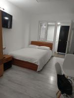 Inita Kaufland - B&B Iași