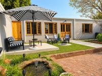 Stylish Parkhurst Cottage Walk to Trendy 4th Ave - B&B Johannesburgo