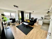 Lovely and cosy Elegant Apartment Near Atomium, Ideal for Families - Chambres d'hôtes Bruxelles