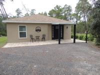 Cozzy Cottage of Weeki Wachee - B&B Brooksville