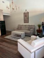 Studio 4 Deluxe 1 bedroom apartment Historic Downtown location - B&B Tifton