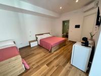 Habitación Triple con balcón
