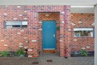 Designer Stay with Courtyard Bassendean near Swan Valley - Ferienwohnung Perth