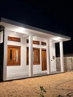 Aaro Villa - Whole House, Quiet, Near to the Surf - B&B Arugam Bay