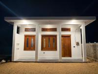 Aaro Villa - Whole House, Quiet, Near to the Surf - B&B Arugam Bay