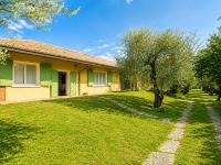 Villa Sweet Flower - with Private Pool and Garden - B&B Manerba del Garda