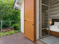 Villino Esse, Libero su 4 Lati più Dependance nel cuore della Versilia - Chambres d'hôtes Marina di Pietrasanta