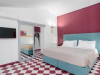 Double or Twin Room with Terrace
