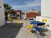 Hauzify I Apartaments Balmes - Chambres d'hôtes Calella