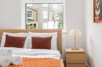 Modern Apartment 2 Min Walk to Camden Station - Ferienwohnung London