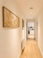 Design-Led Wembley Stay, Gym, Cinema, By Stadium - B&B London