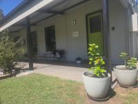Yamba Riverfront Getaway Blissful Couples Retreat - B&B Palmers Island